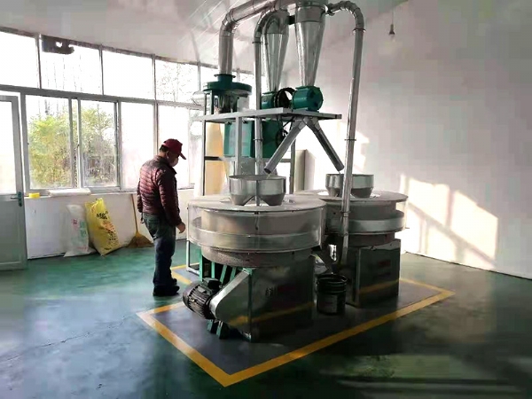 鑫峰面粉機械廠家自動上料石磨單機如何使用？