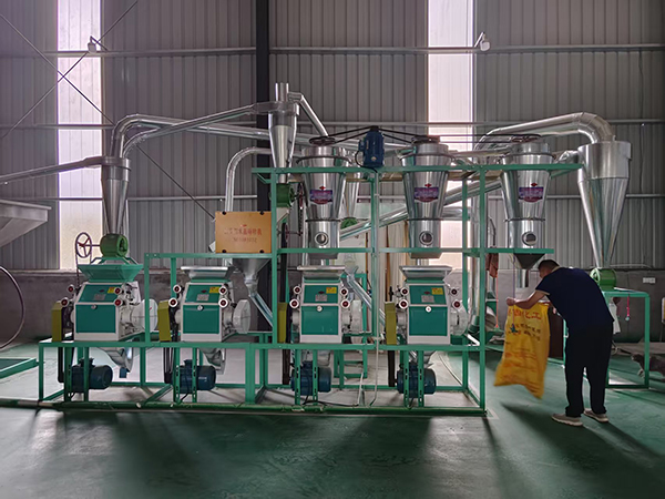 如何日常清潔保養(yǎng)維護小型面粉設備?